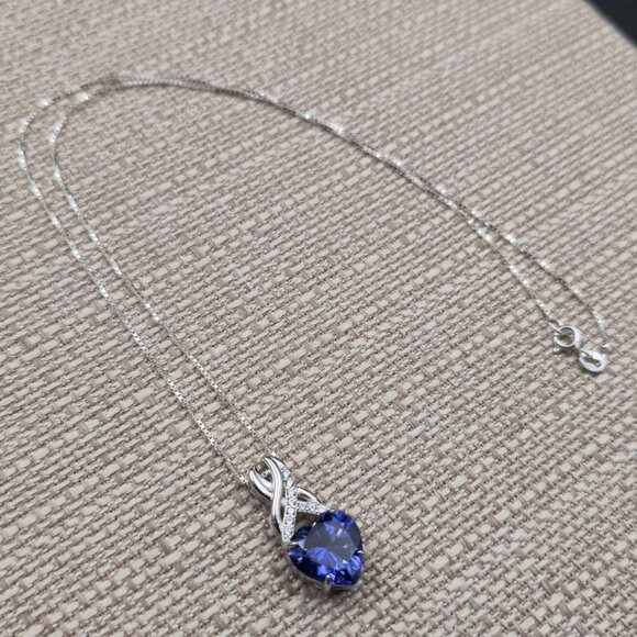 18 Inch Sterling Silver Iolite Heart Gemstone Pendant Necklace A6271 - Picture 3 of 8